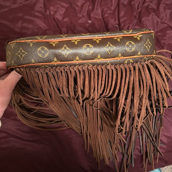Vintage boho Louis Vuitton crossbody - Picture 11 of 14
